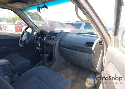 2003 Nissan Frontier Xe-V6 from USA, damaged, VIN 1N6ED29Y33C415103